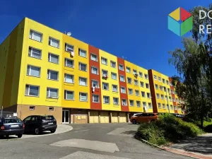Prodej bytu 3+kk, Králův Dvůr, Nad Stadionem, 67 m2