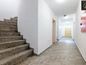 Prodej bytu 2+kk, Jáchymov, náměstí Republiky, 67 m2