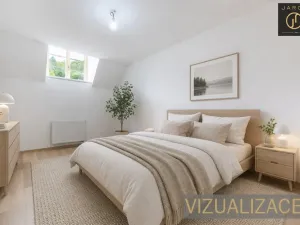 Prodej bytu 2+kk, Jáchymov, náměstí Republiky, 43 m2