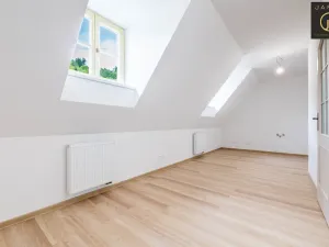 Prodej bytu 2+kk, Jáchymov, náměstí Republiky, 67 m2