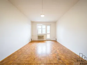 Prodej bytu 2+1, Hodonín, Družstevní čtvrť, 55 m2