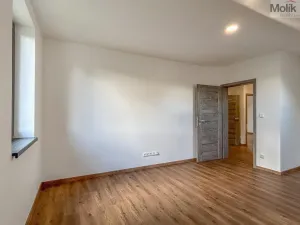 Pronájem rodinného domu, Dubí, Zahradní, 160 m2
