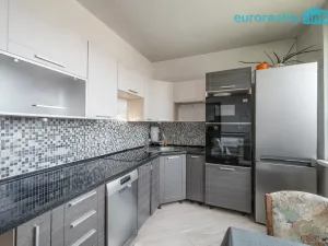 Prodej bytu 3+1, Velká Hleďsebe, Havlíčkova, 68 m2
