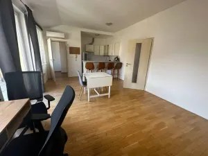 Pronájem bytu 2+kk, Praha - Žižkov, Štítného, 6 m2