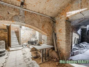 Pronájem skladu, Praha - Vysočany, Sokolovská, 120 m2