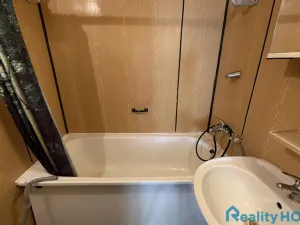 Prodej bytu 3+1, Týn nad Vltavou, Komenského, 64 m2