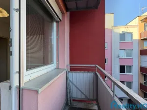 Prodej bytu 3+1, Týn nad Vltavou, Komenského, 64 m2