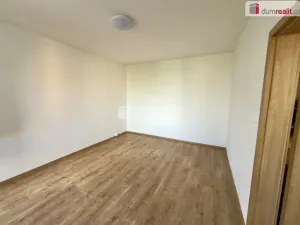Pronájem bytu 1+1, Ústí nad Labem - Severní Terasa, Šípková, 34 m2