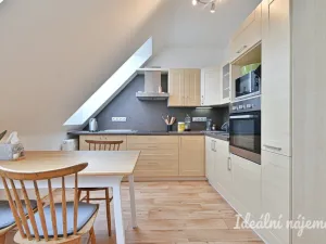 Pronájem bytu 3+kk, Brno, Tkalcovská, 70 m2