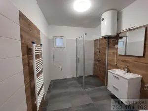 Pronájem bytu 1+kk, Krnov - Pod Cvilínem, Textilní, 34 m2