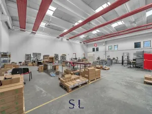 Prodej výrobních prostor, Turnov, Hruborohozecká, 2500 m2