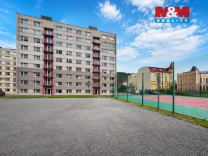 Pronájem bytu 1+1, Svoboda nad Úpou, Rýchorské sídliště, 32 m2