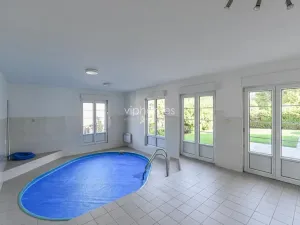 Pronájem vily, Praha - Nebušice, V březinkách, 365 m2