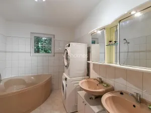 Pronájem vily, Praha - Nebušice, V březinkách, 365 m2