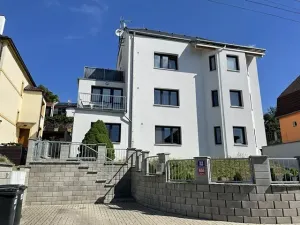 Pronájem bytu 2+1, Ústí nad Labem, Na Stráni, 86 m2