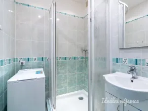 Pronájem bytu 2+1, Praha, Africká, 51 m2