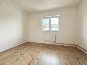 Pronájem kanceláře, Praha, Náchodská, 43 m2