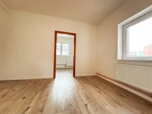 Pronájem kanceláře, Praha, Náchodská, 43 m2