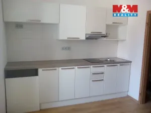Pronájem bytu 1+kk, Mladá Boleslav - Mladá Boleslav I, Staroměstské náměstí, 22 m2