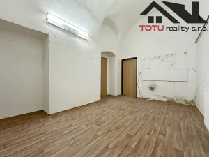 Pronájem obchodního prostoru, Jaroměř, Zdeňka Němečka, 82 m2