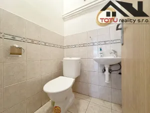 Pronájem obchodního prostoru, Jaroměř, Zdeňka Němečka, 82 m2