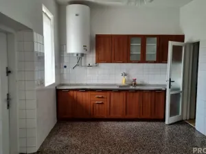 Pronájem obchodního prostoru, Moravský Krumlov, 70 m2