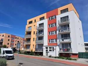 Prodej bytu 1+kk, Praha - Černý Most, Dobrovolného, 36 m2