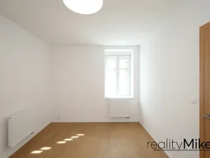 Pronájem bytu 3+1, Liberec, Šafaříkova, 87 m2