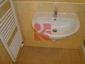 Pronájem bytu 1+kk, Praha - Kunratice, Pod Haltýřem, 30 m2