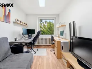 Prodej bytu 4+1, Praha - Libeň, S. K. Neumanna, 115 m2