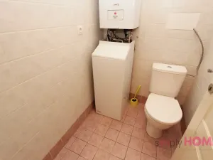 Pronájem kanceláře, Praha - Nové Město, Tyršova, 43 m2
