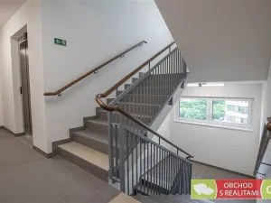 Pronájem bytu 2+kk, Praha, Strančická, 54 m2