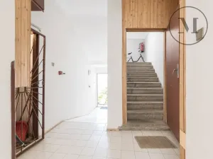 Pronájem bytu 1+kk, České Budějovice, Husova tř., 28 m2