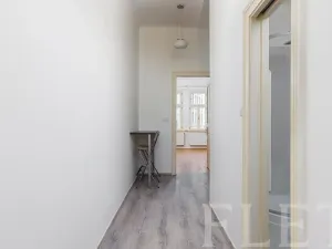 Pronájem bytu 1+1, Praha - Holešovice, Kamenická, 40 m2