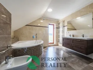 Prodej rodinného domu, Háje, 256 m2