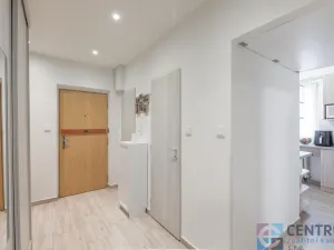 Pronájem bytu 2+1, Praha - Strašnice, Nad vodovodem, 51 m2