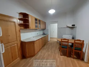Pronájem bytu 2+1, Krnov - Pod Bezručovým vrchem, Revoluční, 67 m2