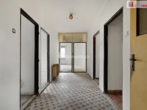 Prodej rodinného domu, Výrov - Hadačka, 280 m2