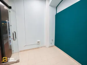 Pronájem obchodního prostoru, Hodonín, Masarykovo nám., 10 m2