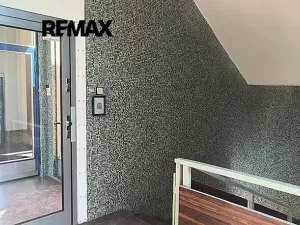 Pronájem kanceláře, Praha - Kobylisy, Horňátecká, 17 m2