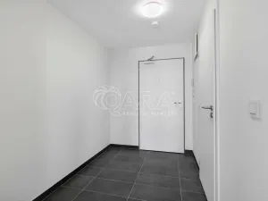 Pronájem bytu 1+kk, Praha - Hostivař, U továren, 31 m2