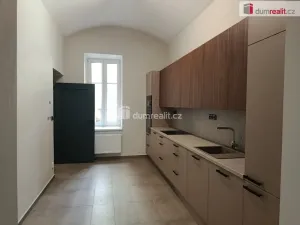 Pronájem bytu 1+1, Praha - Smíchov, Svornosti, 36 m2
