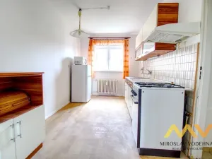Pronájem bytu 2+1, Hradec Králové, Na Střezině, 55 m2