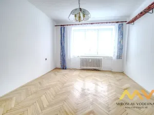Pronájem bytu 2+1, Hradec Králové, Na Střezině, 55 m2