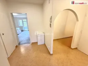 Pronájem bytu 2+1, Praha - Bubeneč, Ve struhách, 67 m2