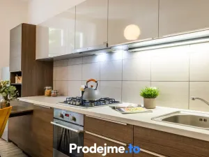 Pronájem bytu 1+1, Praha - Smíchov, Bieblova, 42 m2