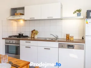 Pronájem bytu 1+1, Praha - Smíchov, Bieblova, 34 m2