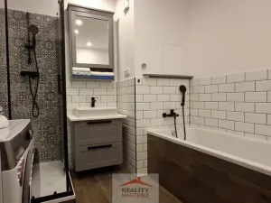 Prodej bytu 2+kk, Rožnov pod Radhoštěm, 5. května, 40 m2