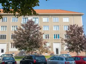 Pronájem bytu 1+1, Neratovice, Dr. E. Beneše, 39 m2