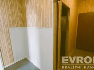 Pronájem bytu 2+1, Praha - Strašnice, Křenická, 65 m2